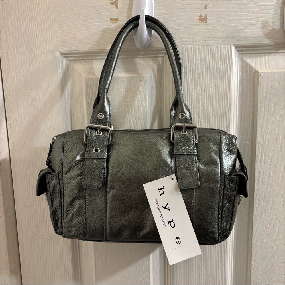 Hype Women's Green Leather Handbag NWT still has the paper in it.